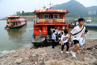 电讯报：利物浦想夏窗签水晶宫中卫格伊，可能面临曼联竞争